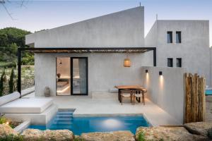Bazén v ubytovaní Pure Villas alebo v jeho blízkosti