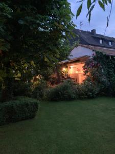 Zahrada ubytování Saarlouis Innenstadt im Grünen