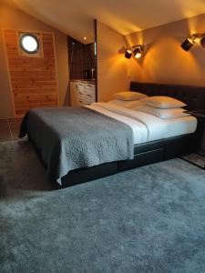 Postel nebo postele na pokoji v ubytování B&B Hotel Elselina