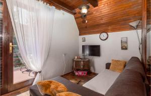 Fotografie z fotogalerie ubytování 2 Bedroom Beautiful Home In Cavle v destinaci Platak