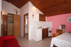 Fotografia z galérie ubytovania Family friendly seaside apartments Zaton, Zadar - 6616 v Nin