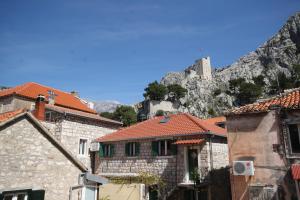 Fotografie z fotogalerie ubytování Apartments with WiFi Omis - 6772 v Omiši
