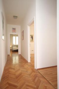 Fotografie z fotogalerie ubytování Apartments with WiFi Omis - 6772 v Omiši