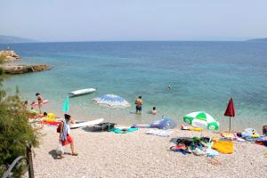 Zdjęcie z galerii obiektu Apartments by the sea Zavala, Hvar - 2986 w mieście Zavala