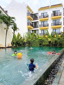 Bazén v ubytování Silkotel Hoi An nebo v jeho okolí