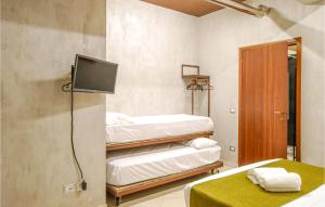 Posteľ alebo postele v izbe v ubytovaní Cozy Apartment In Porto Santelpidio