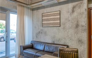 Posedenie v ubytovaní Cozy Apartment In Porto Santelpidio