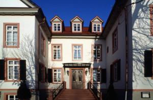 Exteriér nebo vchod ubytování Herrenhaus von Löw
