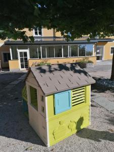 Budova, kde se apartmán nachází