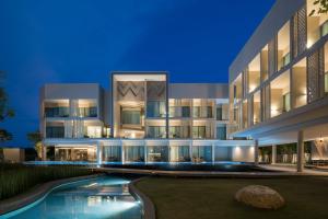 Bazén v ubytování The Signature Hotel Airport nebo v jeho okolí