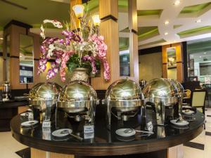 Restaurace v ubytování Orchardz Jayakarta