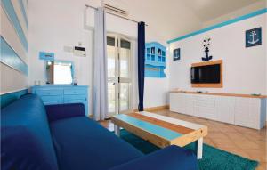 Μια τηλεόραση ή/και κέντρο ψυχαγωγίας στο Villa Sara +25 φωτογραφίες