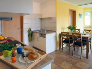 Η κουζίνα ή μικρή κουζίνα στο Ferienwohnung Bergstraße Whg 01
