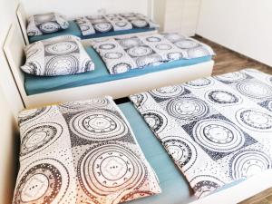 Posteľ alebo postele v izbe v ubytovaní Apartmány Plzeň Zábělá 69