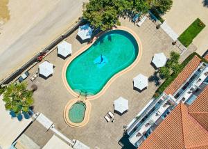 Bazén v ubytovaní Armonia Hotel by Zante Plaza alebo v jeho blízkosti