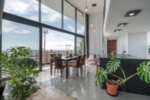 Μπαλκόνι ή βεράντα στο Villa on Ocean View