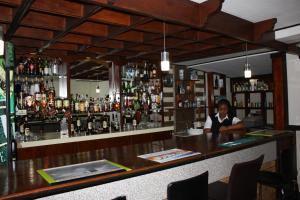 Lounge o bar area sa Hotel Mount Maluti - Lesotho