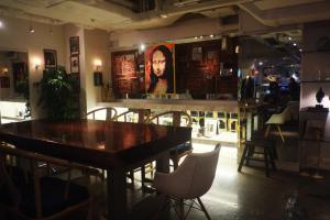 Restoran atau tempat lain untuk makan di Mini Hotel Causeway Bay