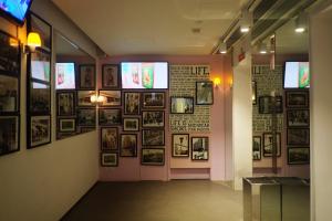 Televisyen dan/atau pusat hiburan di Mini Hotel Causeway Bay
