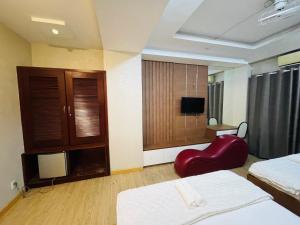 TV a/nebo společenská místnost v ubytování Hotel Quỳnh Anh