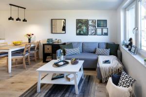 Posezení v ubytování OW Mewa domki apartamenty nad jeziorem