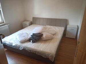 Postel nebo postele na pokoji v ubytování Na červené louce relax Líbá 6 + 8 fotografií