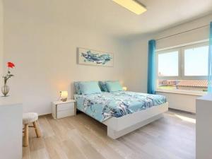 Postel nebo postele na pokoji v ubytování Villa Edi-heated pool & e-bike
