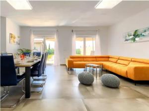 Posezení v ubytování Villa Edi-heated pool & e-bike
