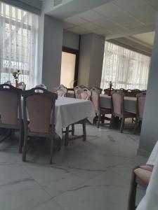 Restaurace v ubytování Hotel Transit