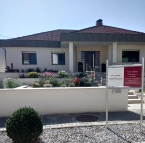 Budynek, w którym mieści się apartament
