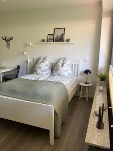 Ein Bett oder Betten in einem Zimmer der Unterkunft Fewo Lotte