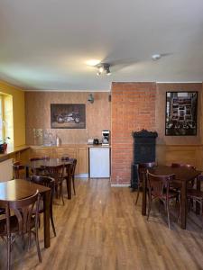 Köök või kööginurk majutusasutuses Aleksandri Guesthouse