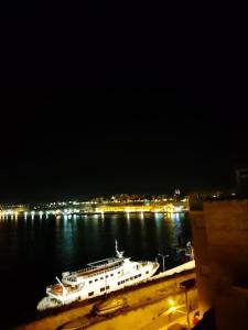 Gallery image of MoCo, modern comfort in historic city of Senglea in Senglea