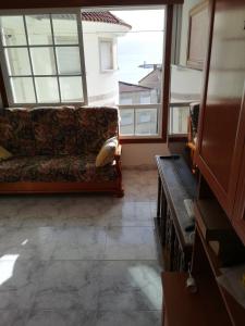 Fotografia z galérie ubytovania Apartamento en edificio nuevo con piscina, con vistas a la ría y al puerto, perfil familiar, no se admiten grupos de jóvenes v destinácii Sanxenxo