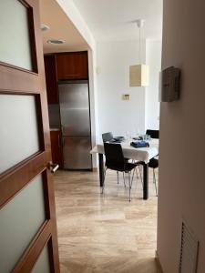 Kép Apartamento, piscina y jardín szállásáról L'Ampollában a galériában