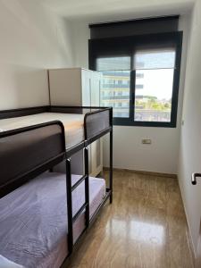 Kép Apartamento, piscina y jardín szállásáról L'Ampollában a galériában