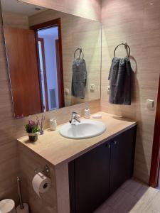 Kép Apartamento, piscina y jardín szállásáról L'Ampollában a galériában