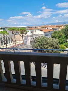 - Balcón con vistas a la ciudad en Soggiorno Isabella De' Medici, en Florencia