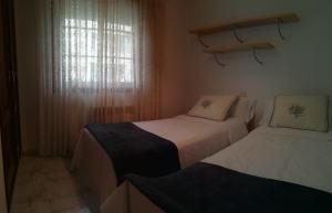 Fotografia z galérie ubytovania Apartamento en edificio nuevo con piscina, con vistas a la ría y al puerto, perfil familiar, no se admiten grupos de jóvenes v destinácii Sanxenxo