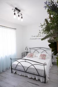 Katil atau katil-katil dalam bilik di Il Principe rosso