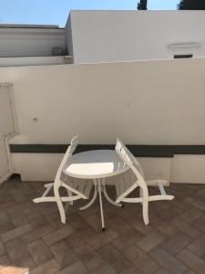 Rõdu või terrass majutusasutuses Hotel Biancamaria