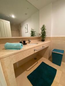 A bathroom at AIRE DE SOTOGRANDE