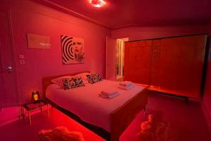 Posteľ alebo postele v izbe v ubytovaní LUXURY VILLA - Casa Di Roma aux portes de paris et disneyland