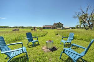 Zahrada ubytování Duluth Studio with Sauna on Working Horse Farm!