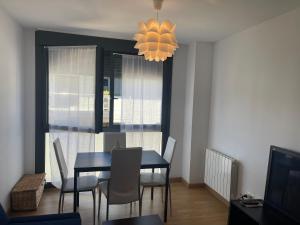 Posezení v ubytování Relájate en Ramales de la Victoria, apartamento con piscina y parking + 13 fotografií