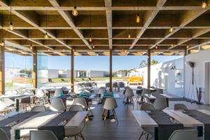 Un restaurante u otro lugar para comer en Pe no Monte