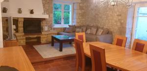 Posedenie v ubytovaní Gîte du Tilleul 6 pers - Au Clos de Parranquet