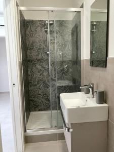 Koupelna v ubytování B&B S'arciaredda