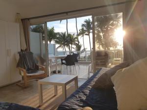 Posezení v ubytování Cabarete Kite Beach Rooms & Condos