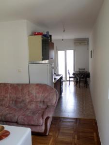 Kuhinja ili čajna kuhinja u objektu Apartment Sladja